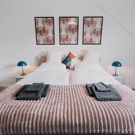 Appartement Grosszuegiges, Stylisches I 6 Personen I Eifel I Naturliebhaber I Metterich