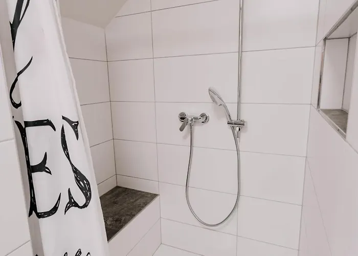 Lägenhet Grosszuegiges, Stylisches I 6 Personen I Eifel I Naturliebhaber I Metterich