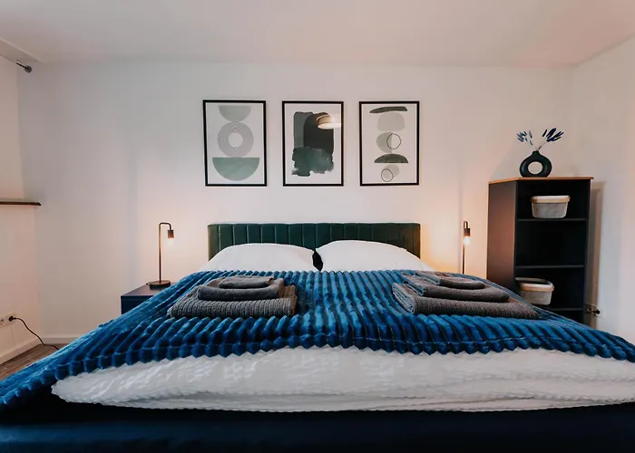 Lägenhet Grosszuegiges, Stylisches I 6 Personen I Eifel I Naturliebhaber I *